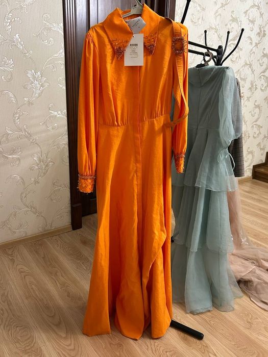 Вечерние платья для девушек