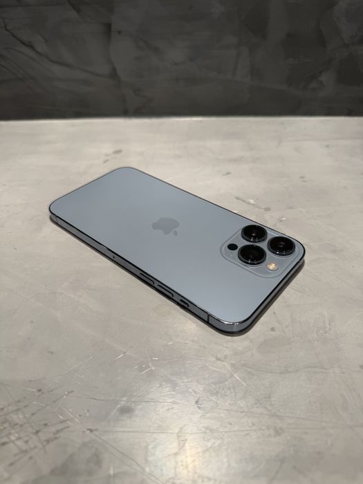 КАТО ЧИСТО НОВ Iphone 13 Pro Max Sierra Blue