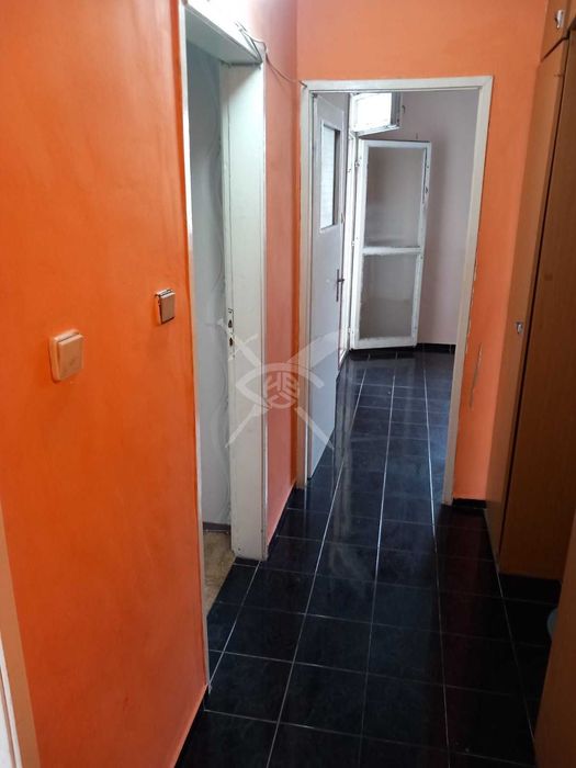 Продава се Двустаен апартамент в Карнобат - 67 кв.м за 851 €/кв.м - Снимка #6