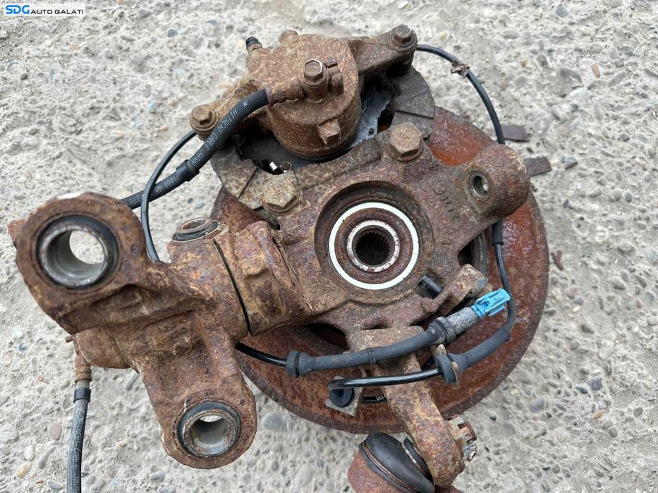 Fuzeta cu Rulment Stanga Fata Nissan Primera 1.9 Dci 2002 - 2008 Cod 40011AU000 40202BU000 [X3666]