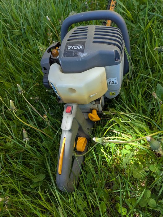 Foarfeca pentru taiat gard viu , trimmer Ryobi