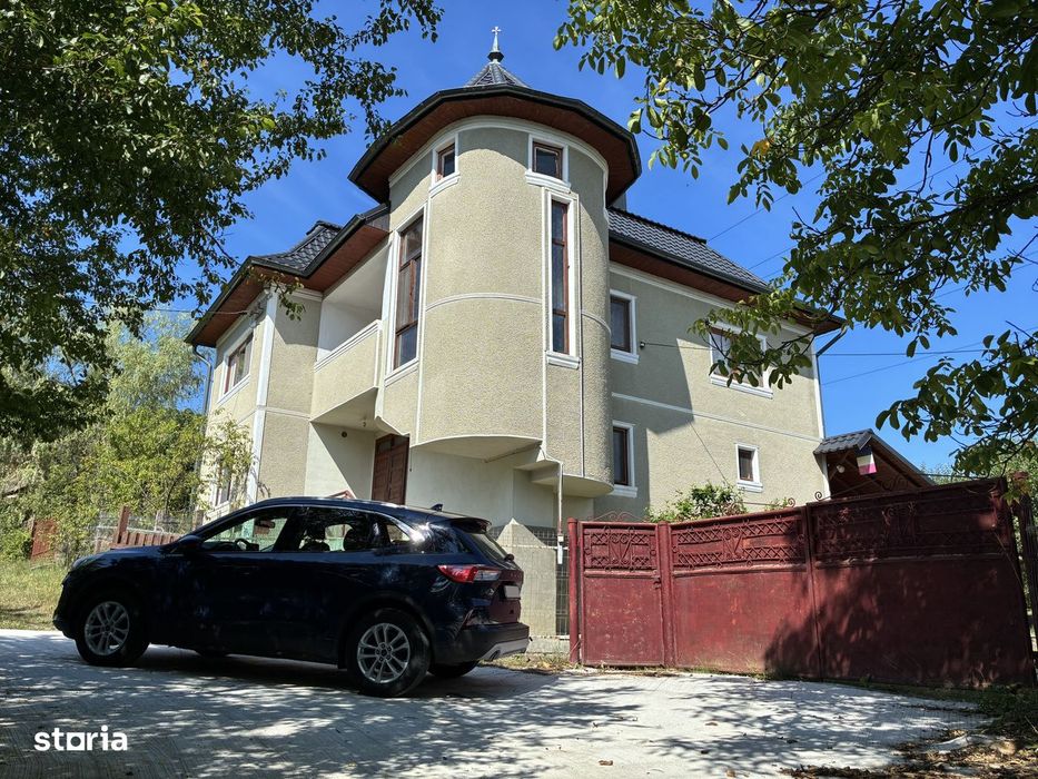 Casă D+P+1 deosebită, 244 mp, teren 1300 mp | Baia de Arieș – Apuseni