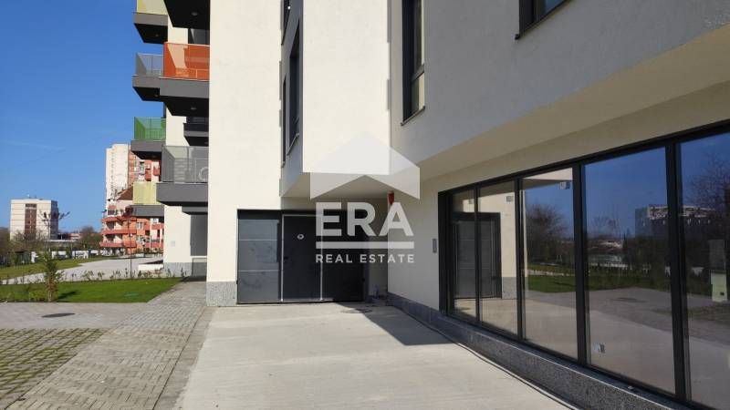 БЕЗ КОМИСИОНА! Ексклузивен партерен магазин за продажба, в новопострое