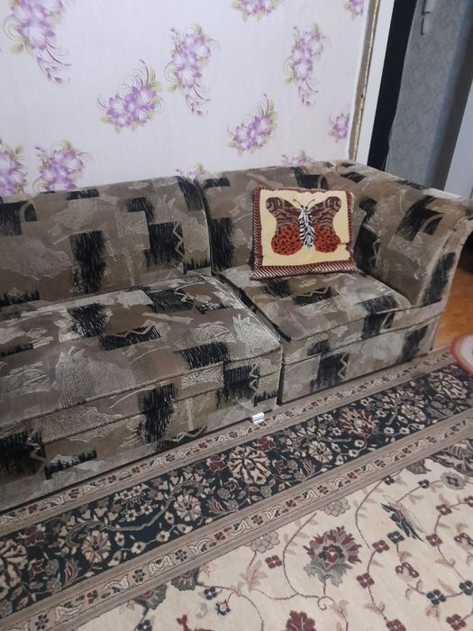 Диван для гостиной