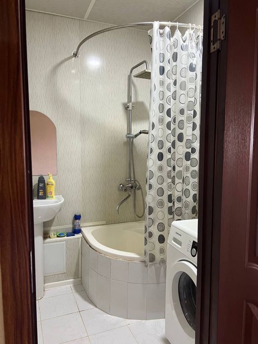 Срочно продаётся 2х комнатная квартира по супер цене.