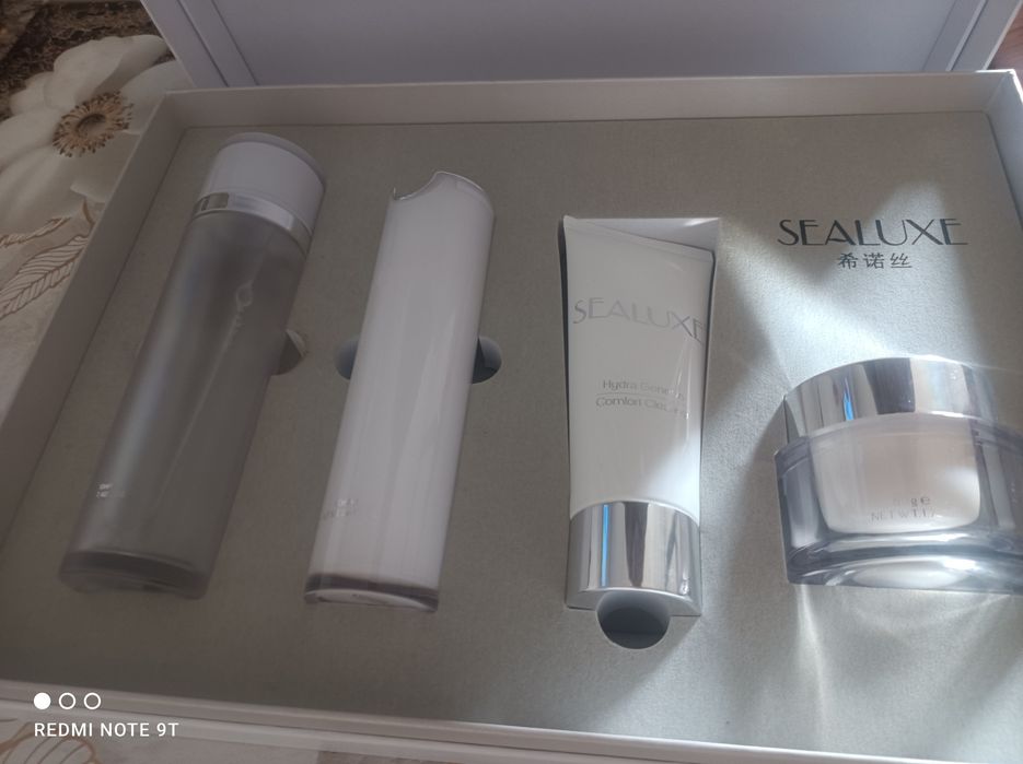 Yuz va qoʻl parvarishi uchun ajoyib maxsulotlar.