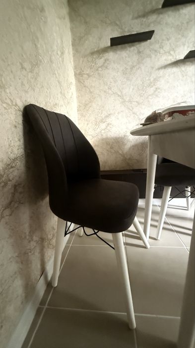 Стулья в сталовую