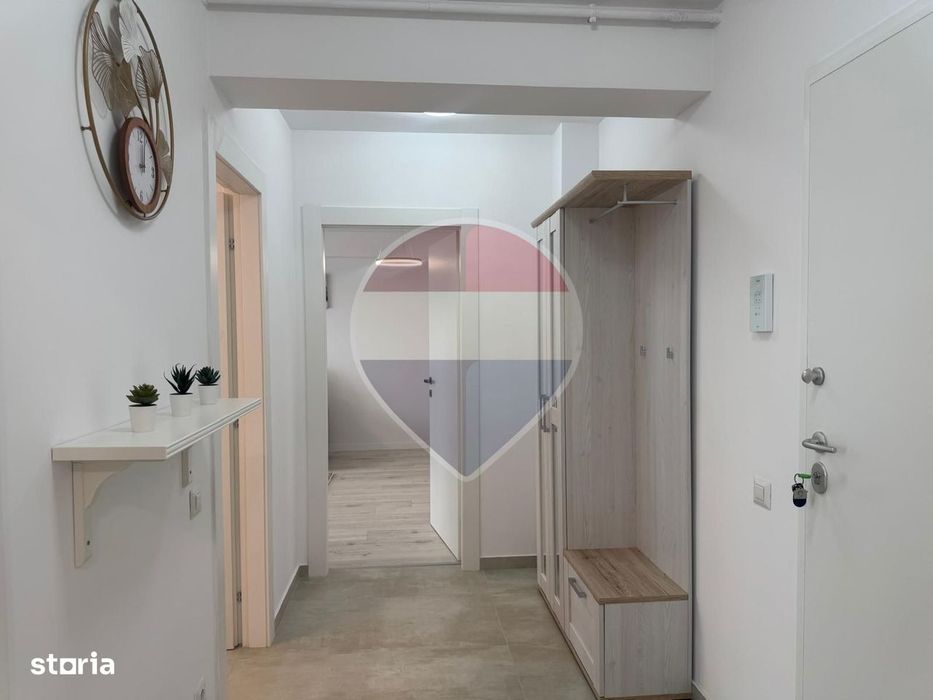 Inchiriere Apartament cu 2 camere, grădină de 62 mp și parcare