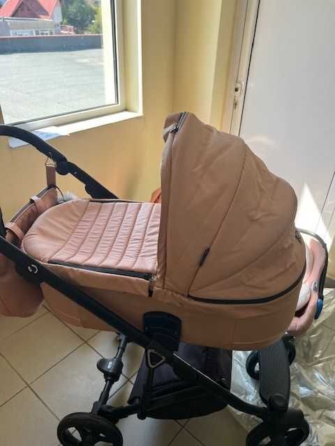 Vand  Carucior 3 in 1 Marco Adamex Rose Somon si cadou Leagan Balans