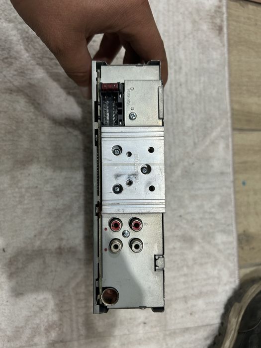 Продам магнитолу мафон JVC