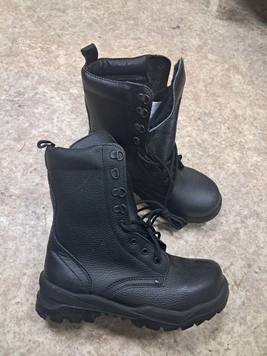 Продам берцы  40 размер