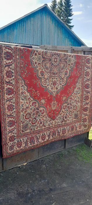 Продам ковры 2×3