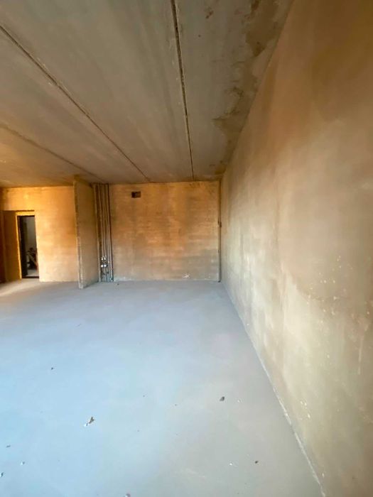продам евро  2 комн квартиру в центре