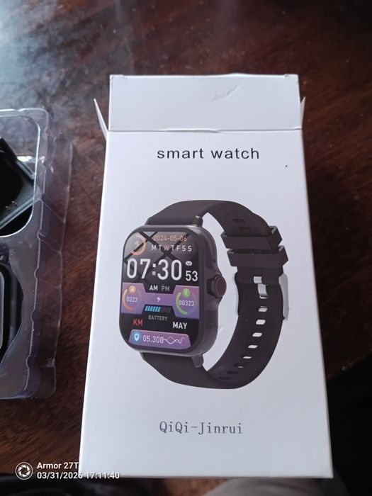 Смарт часовник Q