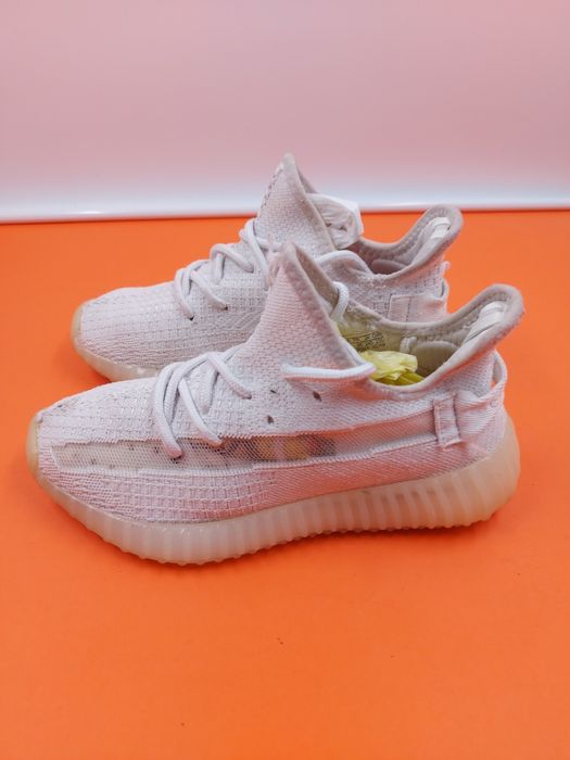 Adidas Yeezy Оригинални маратонки