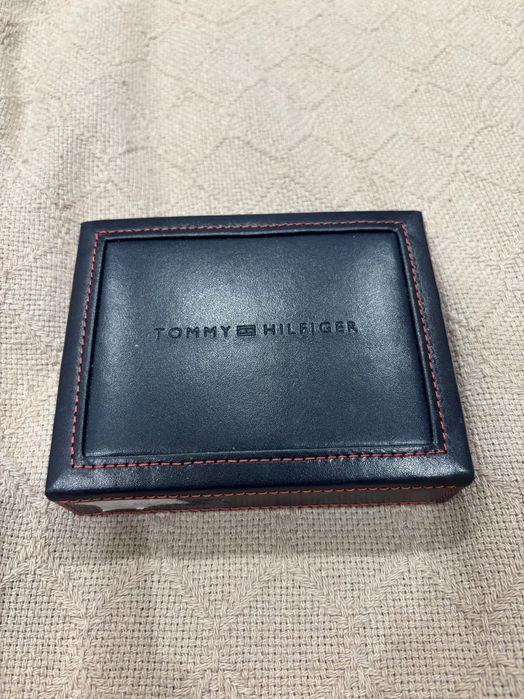 Кошелек Tommy Hilfiger