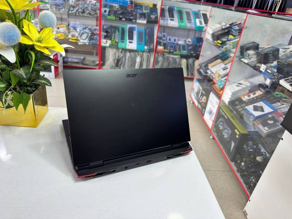 ACER NITRO Ryzen 7 7735H DDR5 16/512 SSD RTX 3050-4GB