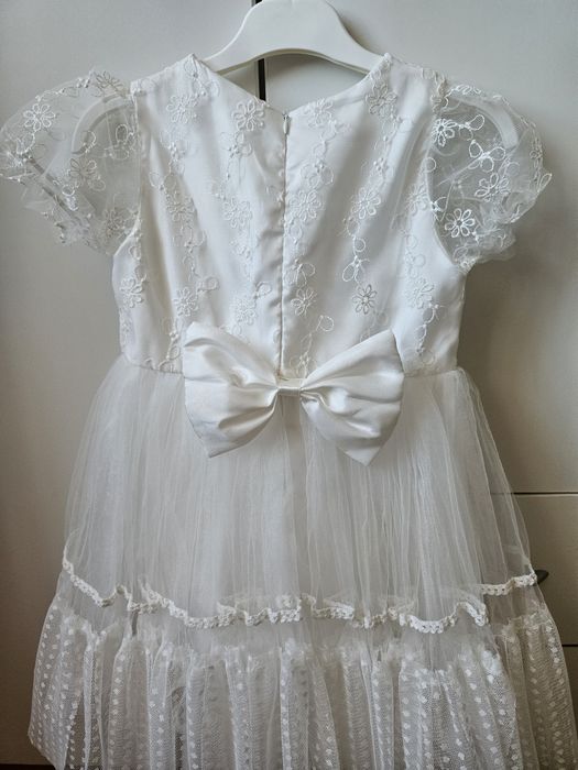 Официална бяла рокля 116 р