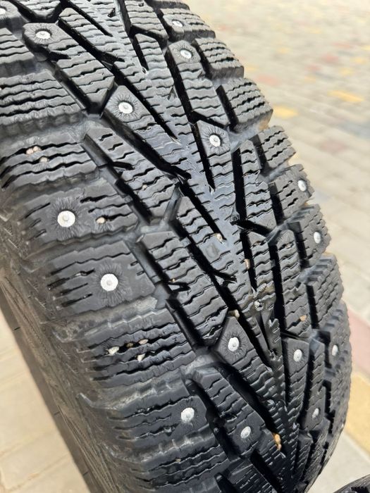 Продам диски с зимней резиной на Ваз