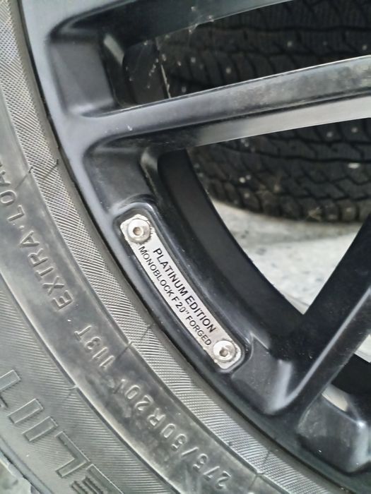 *Зимние шины с шипами + диски Brabus*