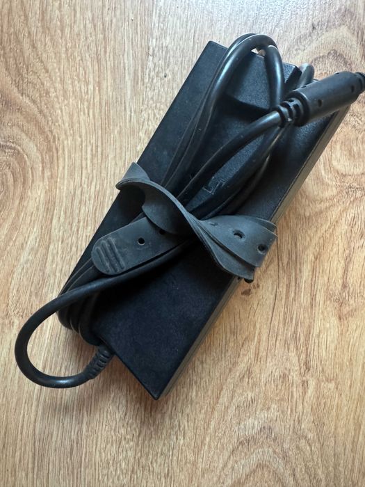 Оригинално зарядно за лаптоп DELL 90W 19.5V 4.62A 7.4 x 5.0mm.