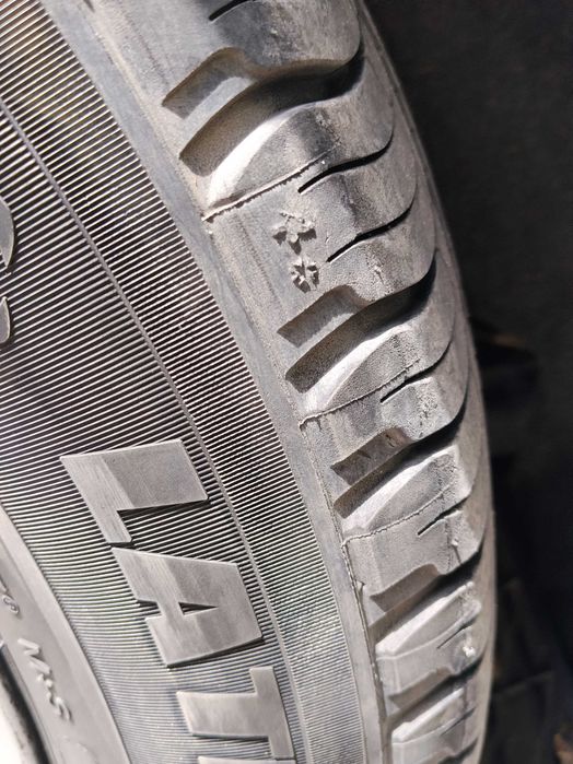 Продавам 4 гуми MICHELIN LATITUDE Tour hp 235/55/17.