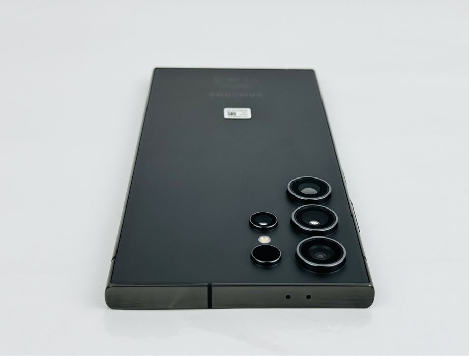 Samsung Galaxy S24 Ultra 5G 256GB Titanium Black Перфектен! Гаранция!