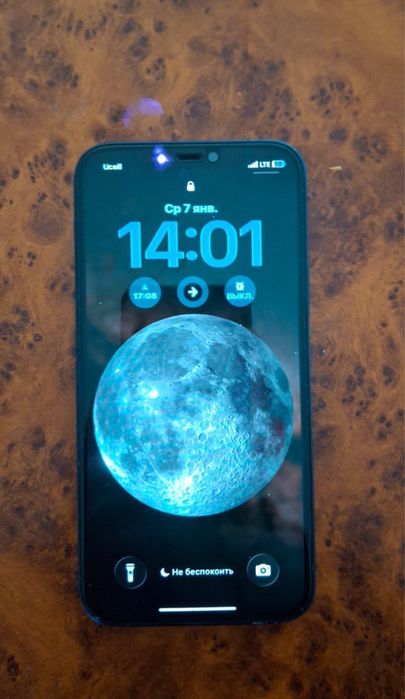 iphone 12 hotira 64 xich qati alishmagan ideal