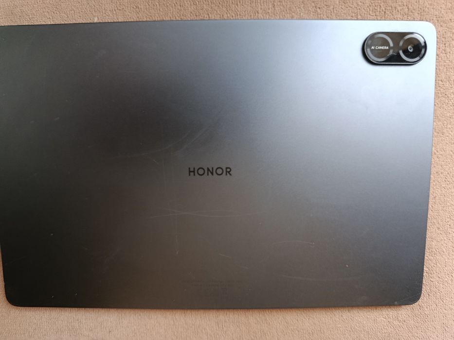 Tableta honor x8a-pret ușor negociabil