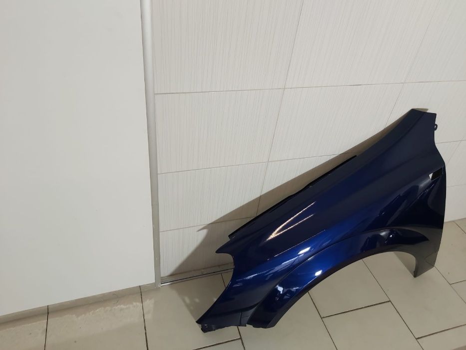 Aripa Fata Stanga Opel Astra H 2004-2009 (Cod: Z21B (Albastru))