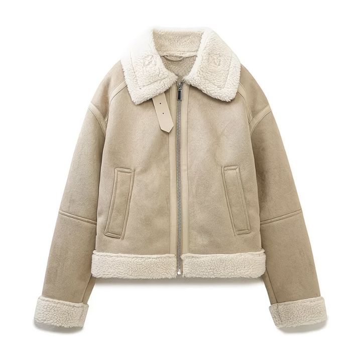 Дубленка новая.