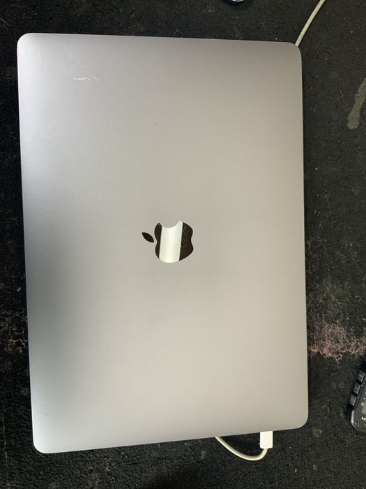 macbook pro 1 tr 16 gb 3.3 cre 7