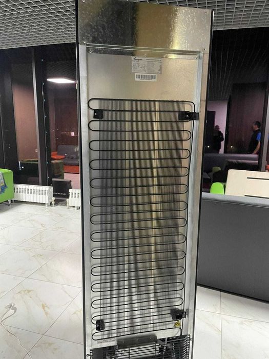 Витринный холодильник