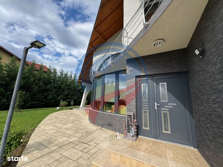 Pensiune  în Călimănești + 2 A-Frame - Teren 5.574 mp - Bonus Mercedes