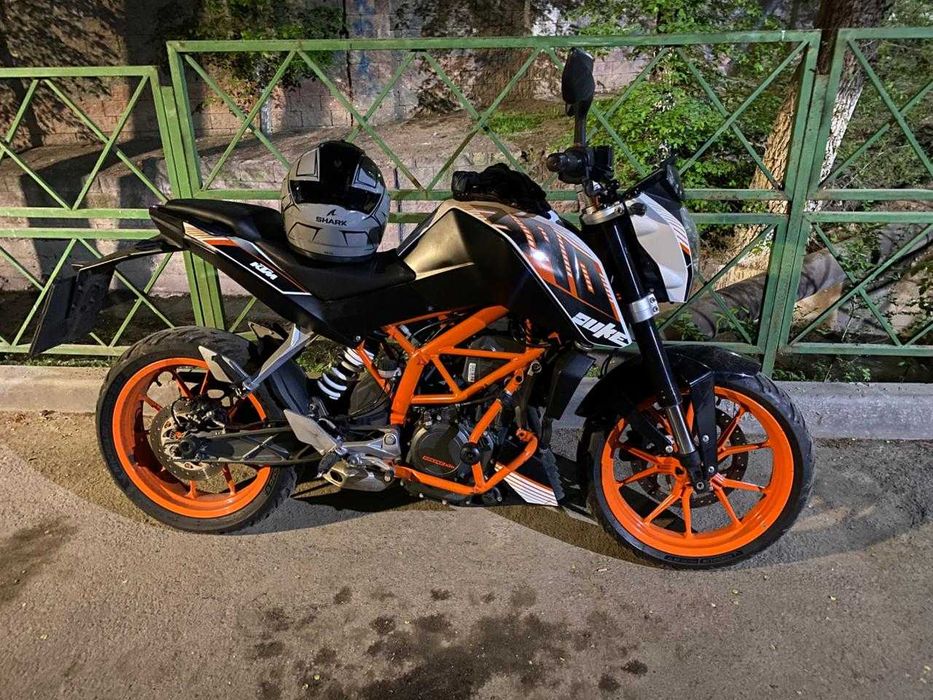 KTM duke 390 Gen 1