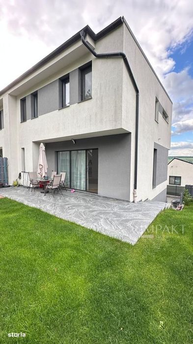Duplex mobilat modern | Garaj dublu | Ideal familie | Zona VIVO