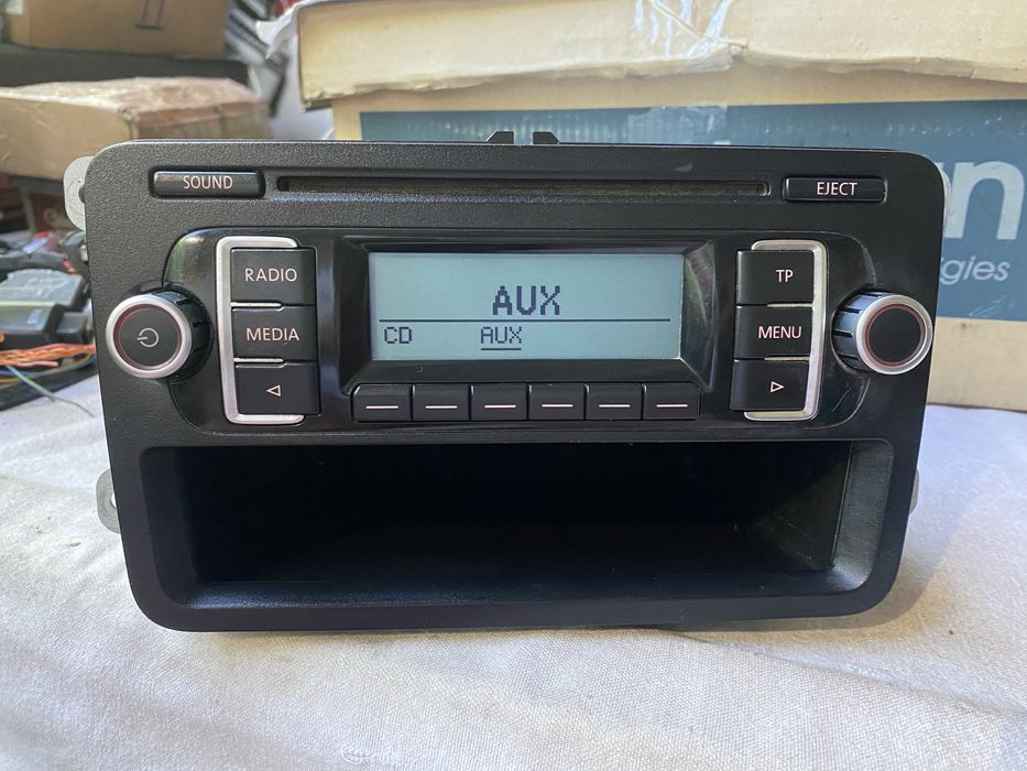Radio CD,Mp3,AUX,Bluetouth RCD 210 Volkswagen