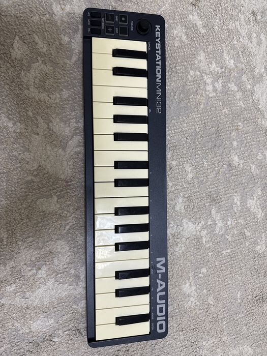 MIDI-клавиатура M-Audio Keystation Mini 32