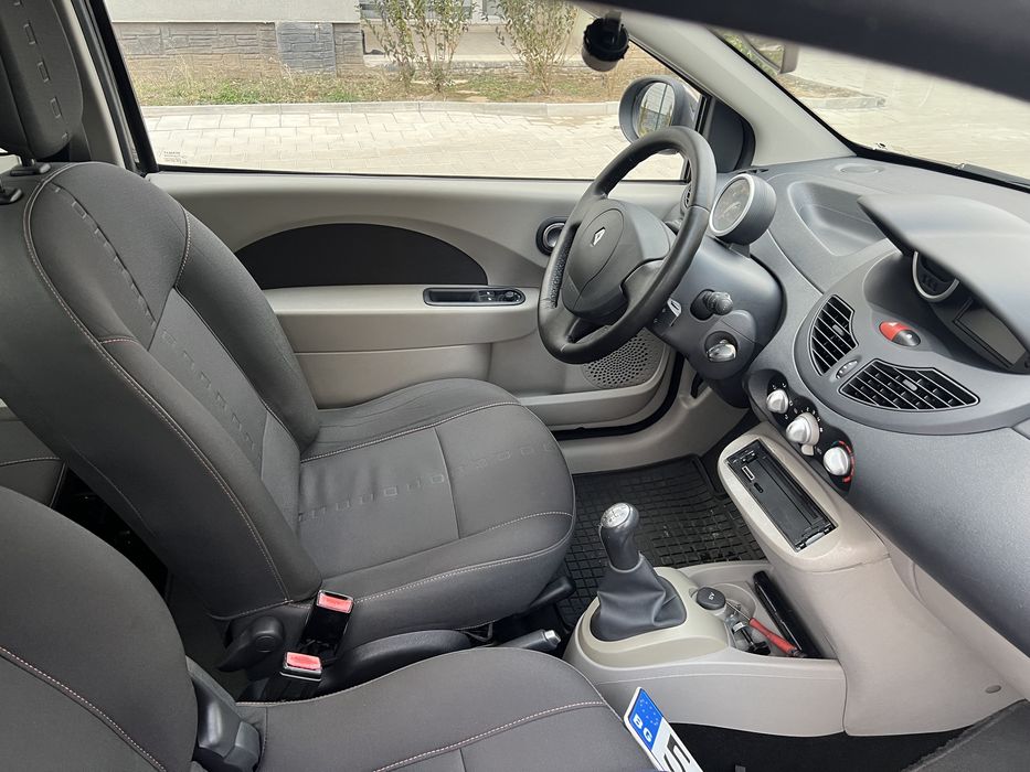 Renault Twingo 1.2Turbo. Мнгоо добро състояние. Бартер
