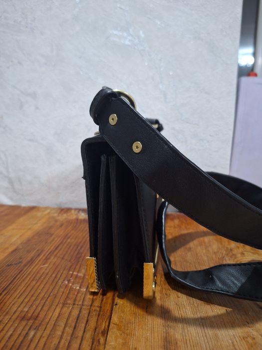 Сумка чёрная маленькая Prada