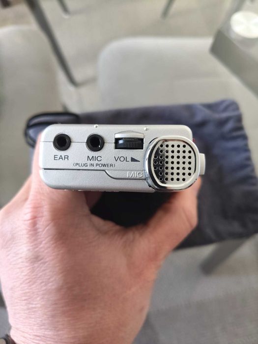 Reportofon Sony M-640V aproape nou