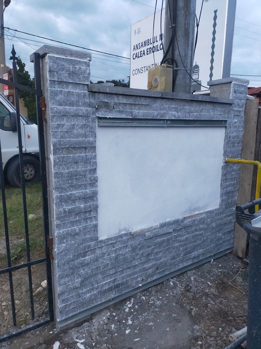 Execut lucrări finisaje interioare gresie faianță parchet lavabila tencuiala rigips etc