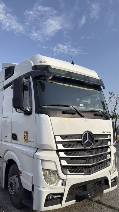 Mercedes Actros mp4