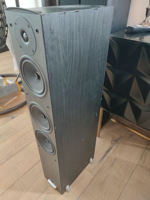 Boxa Jamo E 870 220W o singura bucata