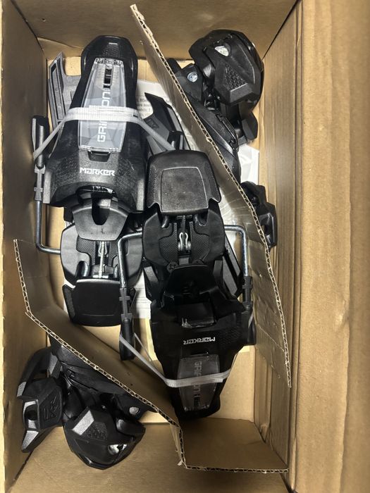 Schiuri Volkl Mantra M6 170 cm + legaturi Marker Grifon 13