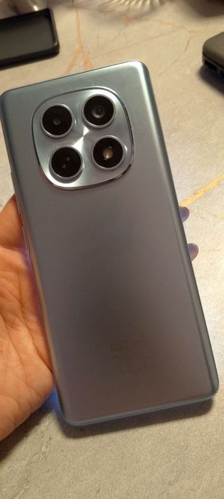 Продаётся Redmi note 15