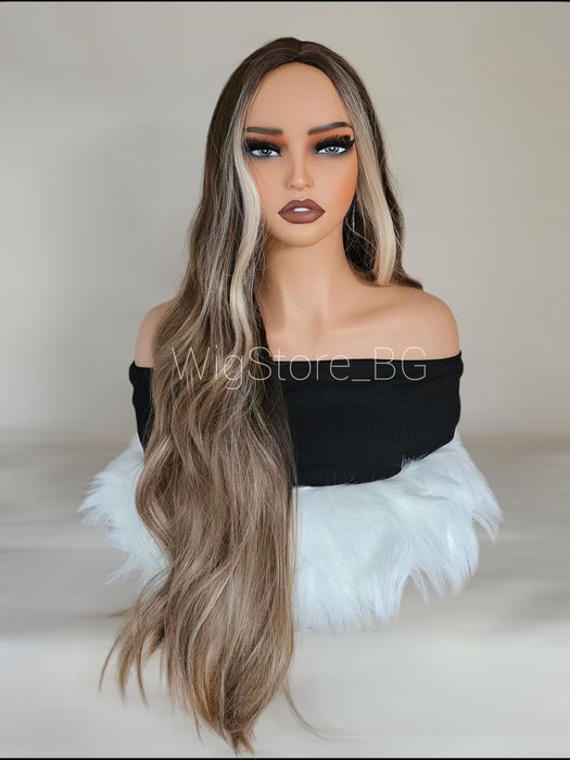 Кестенява перука на леки кичури без бретон