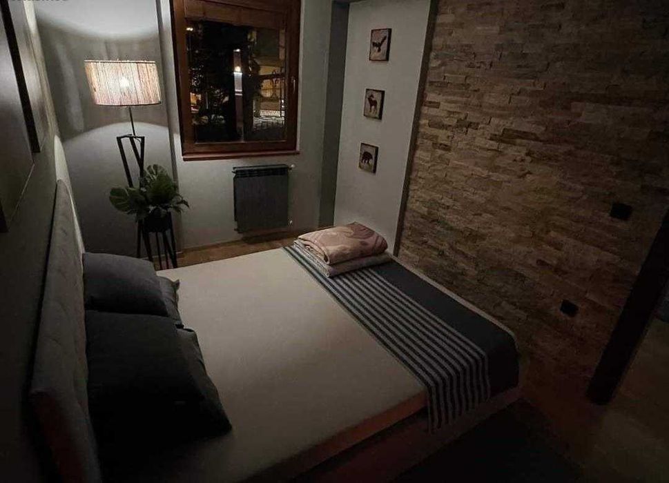 Дава се под наем Двустаен апартамент в Бургас, Братя Миладинови - 67 кв.м за 173.4 € - Снимка #1