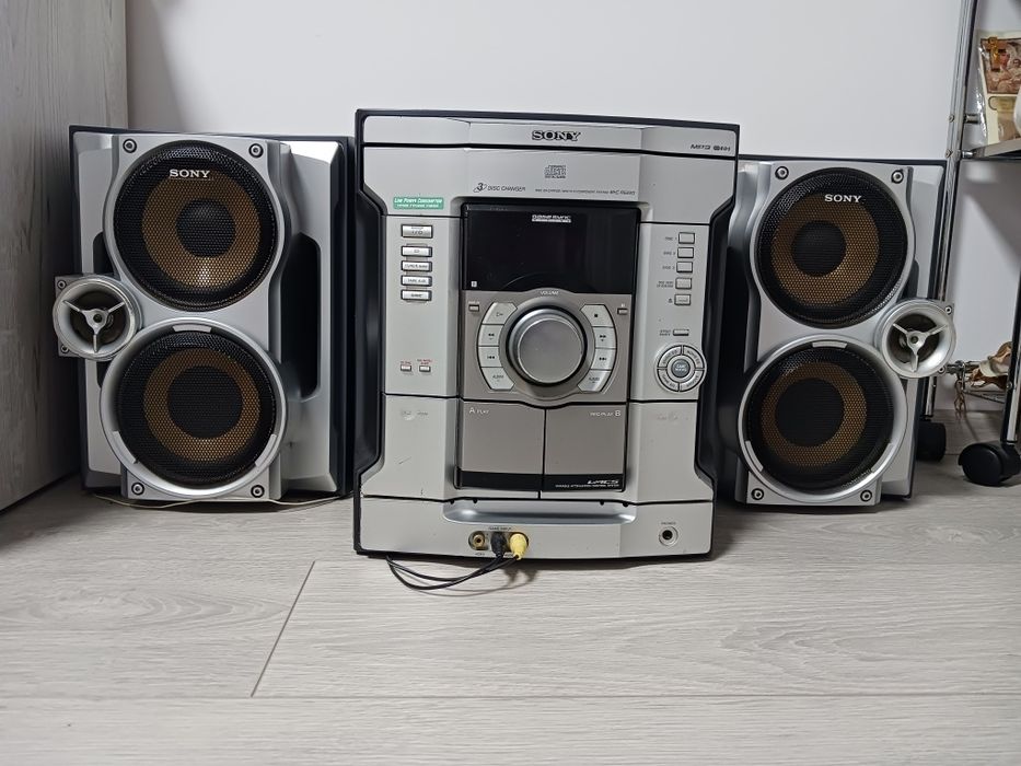 Combina muzicala sony RG-220