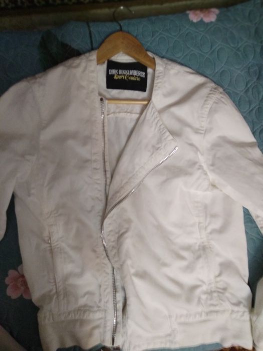 Продаются ветровки мужские